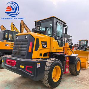 Cargadora de Ruedas Komatsu WA70M WA70 WA70M-8 Usada, de Gran Potencia y Operación Flexible, para Obras de Construcción - Product Image 2