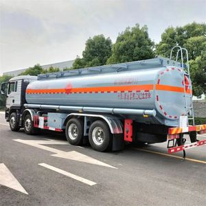 Camion-citerne diesel 8x4 (8 roues avant, 8 roues arrière) de 20 000 litres pour le stockage d'huile lourde, fabriqué en Chine, à vendre - Product Image 4