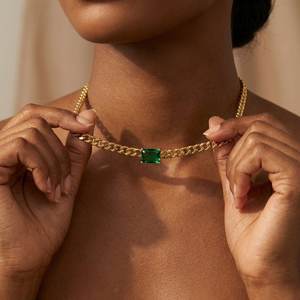 Collana Cubana Personalizzata da Donna Placcata Oro 18K con Diamanti Quadrati, Resistente all'Acqua e all'Ossidazione, Gioielli di Moda all'Ingrosso - Product Image 3