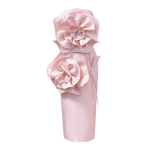 Vestidos de moda sin tirantes para mujer con diseño de flor 3D en el pecho y espalda descubierta, estilo celebridad, sensación avanzada - Product Image 1