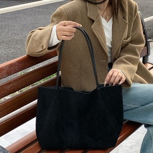 Bolso Tote de Gamuza para Otoño/Invierno, Gran Capacidad, Color Marrón, Estilo Minimalista, para Uso Diario, Bolso de Mano y de Hombro - Product Image 3