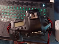 Appareil photo reflex numérique EOS-1D Mark IV d'occasion pas cher, capteur CMOS APS-H, vidéo Full HD, stabilisation d'image multiple, batterie rechargeable, écran 2-3 pouces