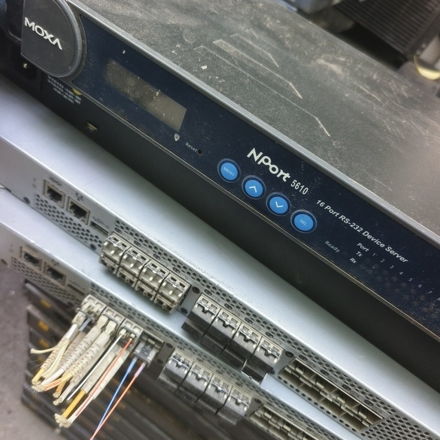 NPort5610-16 16 Port Serial Device Server Serial Device Server PLC