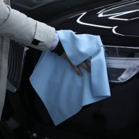 Vente en gros Serviette en microfibre perlée de haute qualité bleu sans bord 40x40cm 420gsm Serviette de séchage écologique pour lavage de voiture à séchage rapide