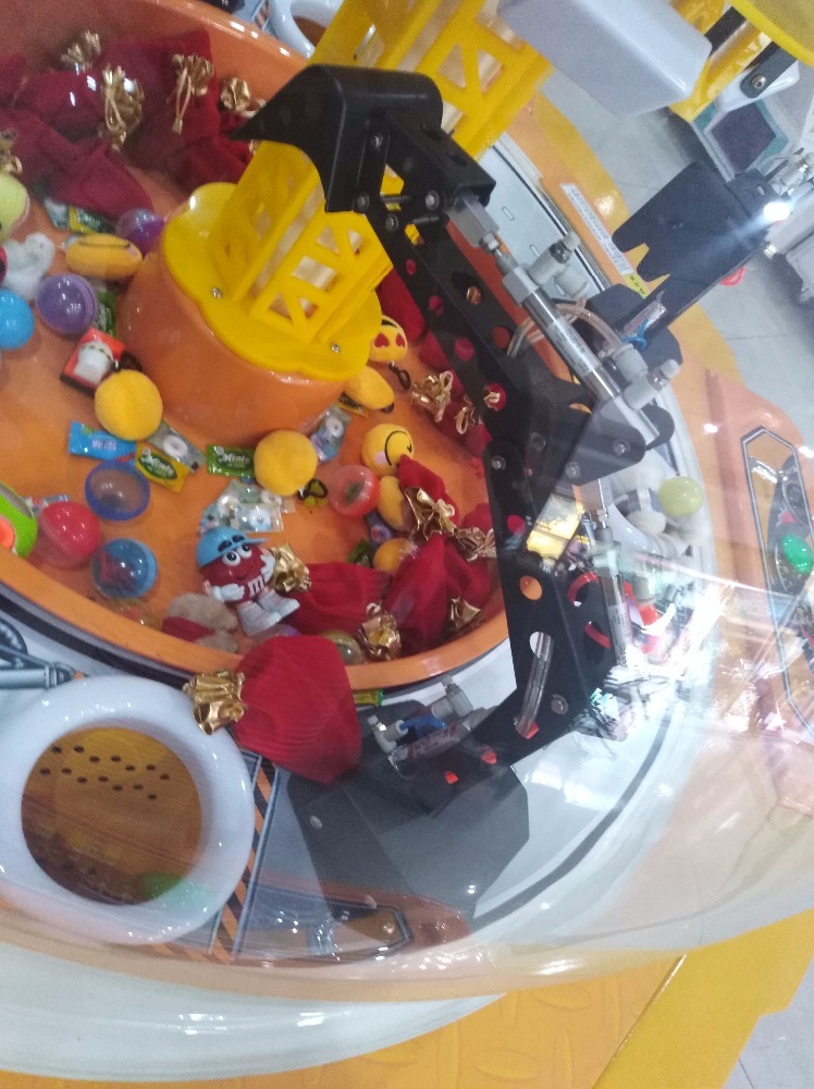 D'amusement d'arcade bonbon projet attraper jouet prix d'excavatrice de machine de machine de jeu de cadeau