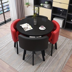 Set di Mobili di Lusso per <span class=keywords><strong>Sala</strong></span> <span class=keywords><strong>da</strong></span> <span class=keywords><strong>Pranzo</strong></span> Moderna Include <span class=keywords><strong>Tavolo</strong></span> <span class=keywords><strong>Rotondo</strong></span> in Legno <span class=keywords><strong>con</strong></span> 4 Sedie, Resistente per Uso Domestico, Esterno, Bar e Hotel - Product Image 6