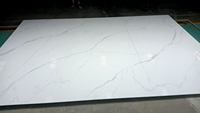 Snowy White 3 Pola Berkelanjutan Porselen Slab Modern untuk Ruang Makan, Ruang Tamu, Aula, Lanskap, Latar Belakang Dinding Tahan Air-Tahan Lama