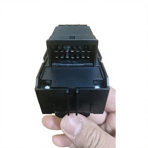ชุดควบคุมกระจกไฟฟ้าสำหรับรถยนต์ Changan Cs75 รุ่น 3746050-M01 พร้อมระบบล็อคประตูแบบไฟฟ้า - Product Image 3