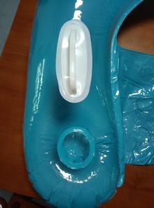 เก้าอี้เป่าลม PVC นุ่มสบาย พร้อมพนักพิง สำหรับพักผ่อนในสระว่ายน้ำ - Product Image 3