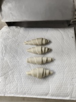 Machine à rouler la pâte à croissants au chocolat miniature, machine à façonner les croissants, machine à faire des croissants semi-automatique