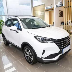 China hot sale Changan CS15 luxury manual fuel SUV left drive used car for sale cheaply