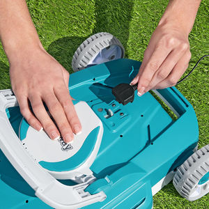 <span class=keywords><strong>Aspirateur</strong></span> de <span class=keywords><strong>piscine</strong></span> robotique automatique avec une autonomie de 90 minutes Outil essentiel de nettoyage de <span class=keywords><strong>piscine</strong></span> à triple moteur pour l'escalade murale - Product Image 5