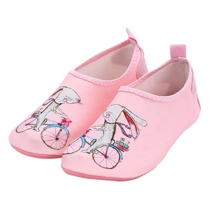 Offre Spéciale d'eau pour enfants chaussures de sport à séchage rapide aqua plage peau pieds nus aqua chaussures enfants - Product Image 1
