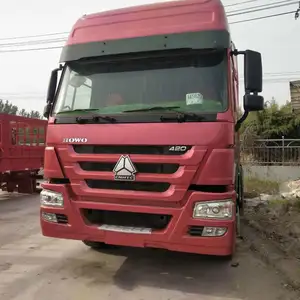 Used heavy truck lorry used 6x4 Sinotruk Howo tractor head truck for sale