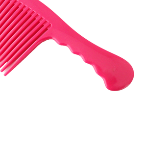 Échantillon gratuit En <span class=keywords><strong>Gros</strong></span> Rouge Grand <span class=keywords><strong>Peigne</strong></span> à Cheveux En Plastique - Product Image 2