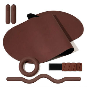 Kit de Pilates para el Hogar, Banda de Resistencia, Pesas para Tobillos, Tapete de Yoga, Aro Mágico de Pilates, Anillo de Pilates, Kit Esencial de Pilates Color Chocolate Marrón - Product Image 1