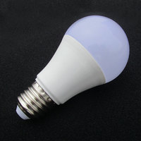 Ampoules LED, éclairage domestique courant, lampes à ampoule, douille à vis E27 grande taille, lumière blanche, vente en gros d'usine