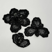 GCW-DH020 plus récent strass perle perlée Sequin 3D fleur patchs broderie dentelle Applique pour robe de mariée