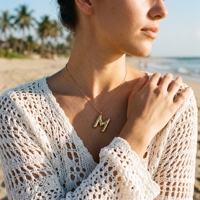 QIAOREN Collar con Iniciales de la A a la Z, 26 Letras, Acero Inoxidable, Oro, Plata, Colgante con Alfabeto, Joyería Personalizada con Nombre, Regalo para Mujer