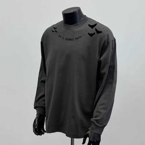 T-Shirt Oversize Personalizzata XINRUI con Grafica di Pipistrelli, Manica Lunga, Design a Farfalla Multicolore, Stile Hip Hop Unisex Streetwear, 220 Grammi - Product Image 2