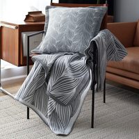 Plaid jacquard minimaliste nordique, couverture de canapé douce à rayures en peluche, couvre-lit, couverture de sieste décorative pour hôtel et usage domestique
