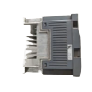 Variateur de fréquence haute performance FR-A840-00052-2-60 FR-A840-00083-2-60 pour le contrôle de vitesse des moteurs industriels - Product Image 2