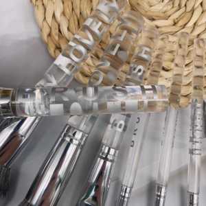 Ensemble de 8 pinceaux de maquillage transparents à poignée scintillante en plastique, poils synthétiques, kit de pinceaux pour le visage et le fond de teint - Product Image 6
