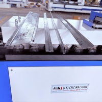 Ensemble complet de machines de traitement des métaux, ligne de production automatique de conduits 3 en 1 pour la fabrication de conduits HVAC, machine de formage de tubes carrés