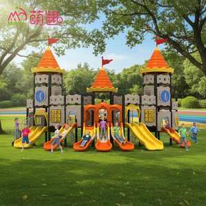 Structure de jeu géante Moetry pour enfants, château extérieur, tour haute en plastique, pour parcs publics, hôtels et complexes hôteliers - Product Image 1