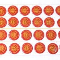 Autocollants imperméables et gravés de logo personnalisé Dômes en gel 3D Étiquettes en aluminium époxy pour étiquette nominative en impression couleur