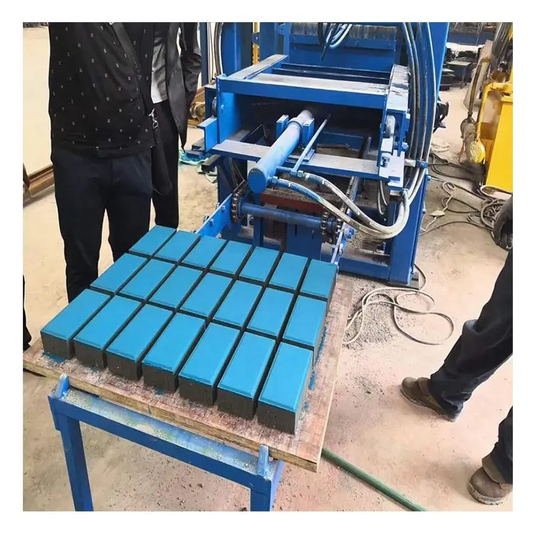 QT4-16 Hot Sell Automatic Concrete Cement Brick Block Making Machine Home Business at South Africa QT4-15A 15-20 Seconds PLD1200