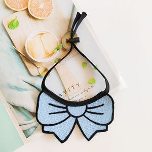 Toalla de Saliva para perro antilamer de lujo, Collar elegante con diseño de lazo para mascotas con patrón impreso para gatos y otras mascotas - Product Image 6