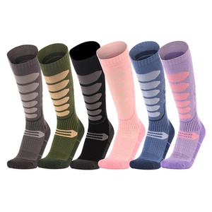 <span class=keywords><strong>Chaussettes</strong></span> <span class=keywords><strong>de</strong></span> randonnée et <span class=keywords><strong>de</strong></span> <span class=keywords><strong>ski</strong></span> mi-hautes en coton peigné épaissi pour hommes et femmes, respirantes, absorbant l'humidité, antidérapantes et anti-frottement - Product Image 1