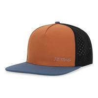 Casquette Snapback en toile imperméable 100 % polyester à 5 panneaux avec visière plate, broderie florale découpée au laser, logo OEM/ODM pour l'extérieur