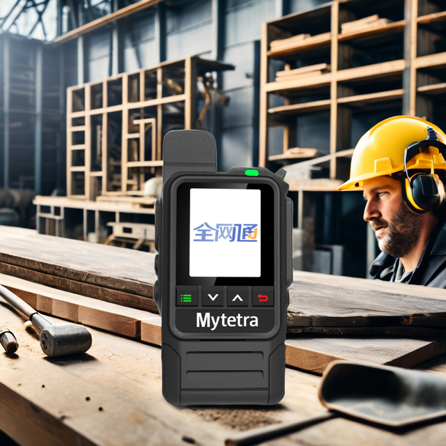 MYT Q23 Handheld 4G POC Walkie Talkie LTE Network Mini Two-Way Radio Customizable Logo and Function with 5000Km Talking Range