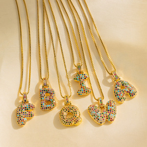 Collier de rappeur très vendu, collier avec pendentif en zircon coloré, lettre anglaise, collier avec pendentif en forme de lettre, 26 lettres, collier avec breloque épaisse, idée de bijoux de fête - Product Image 3