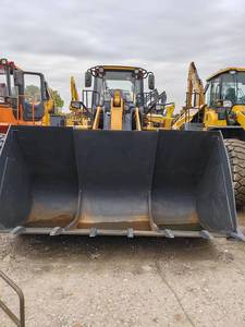 Cargadora de Ruedas Usada de 7 Toneladas con Motor Cummins de 180kW y Cucharón de 4.2m³ para Minería, Canteras y Operaciones de Manipulación de Materiales Pesados - Product Image 3