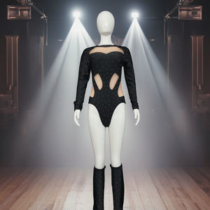 Черный цельный костюм для выступления - Product Image 1