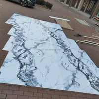 Plaque en PVC marbré moderne à haute brillance, imperméable et ignifuge, 1220x2600mm, pour usage domestique et commercial