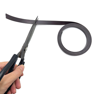 <span class=keywords><strong>Crochet</strong></span> de fixation domestique auto-adhésif en caoutchouc magnétique, rouleau magnétique flexible à forte adhérence - Product Image 1