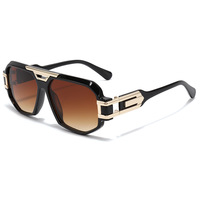 Lunettes de soleil carrées à double pont, monture noire, décoration en métal doré, verres foncés UV400, lunettes de soleil de luxe tendance pour hommes