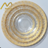 Assiettes de présentation en verre filigrané doré, motif baroque en relief, bordure dorée ornée, vaisselle de luxe pour mariage, vente en gros