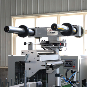 Machine d'emballage de film de PVC de colle thermofusible de PUR de nouvelle génération pour le panneau mural de PVC/UPVC/WPC - Product Image 1