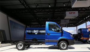 Used Iv-e-co 4*2 Cargo <strong>Truck</strong> Chassis Second Hand Chassis for Sale 145 HP - Product Image 5