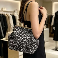 Sac à main pour femme en cuir PU à imprimé léopard, avec fermoir Kiss Lock, pochette d'épaule rétro, sac de soirée bandoulière OEM ODM