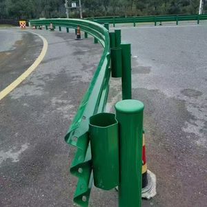 Barrière <span class=keywords><strong>de</strong></span> sécurité routière <span class=keywords><strong>en</strong></span> acier galvanisé à chaud - Certifié ASTM A796, <span class=keywords><strong>EN</strong></span> 1317 - Product Image 1