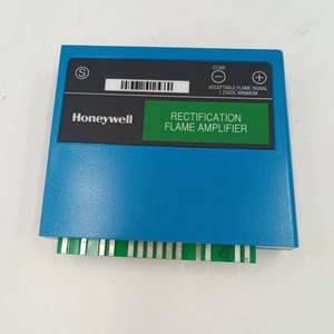 Amplificateur de flamme Honeywell R7847B1023 24 V 12 A, contrôle de sécurité pour la série C7012 - Product Image 3