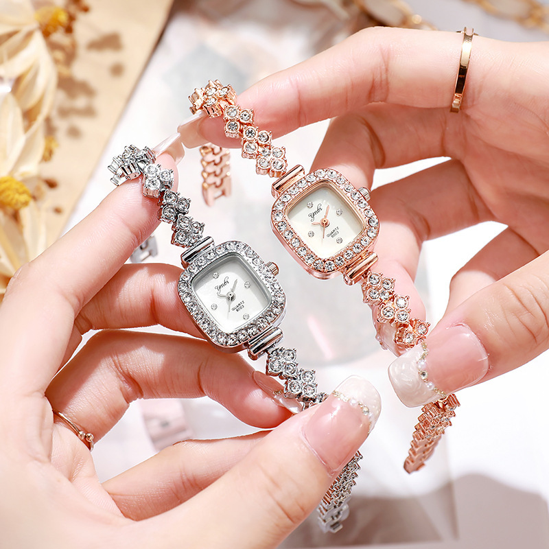 Quartz Watches Most Beautiful Ladies Watch Luxury New Design  display picture 1