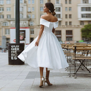 Nouvelle <span class=keywords><strong>robe</strong></span> <span class=keywords><strong>de</strong></span> mariée en satin, col dégagé, élégante, simple, épaules dénudées - Product Image 3