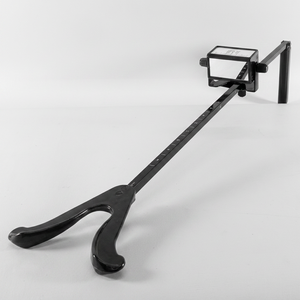 Règle de vision ophtalmique RAF en plastique noir pour exercices des muscles oculaires - Product Image 1